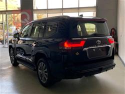 تۆیۆتا لاند کروزەر